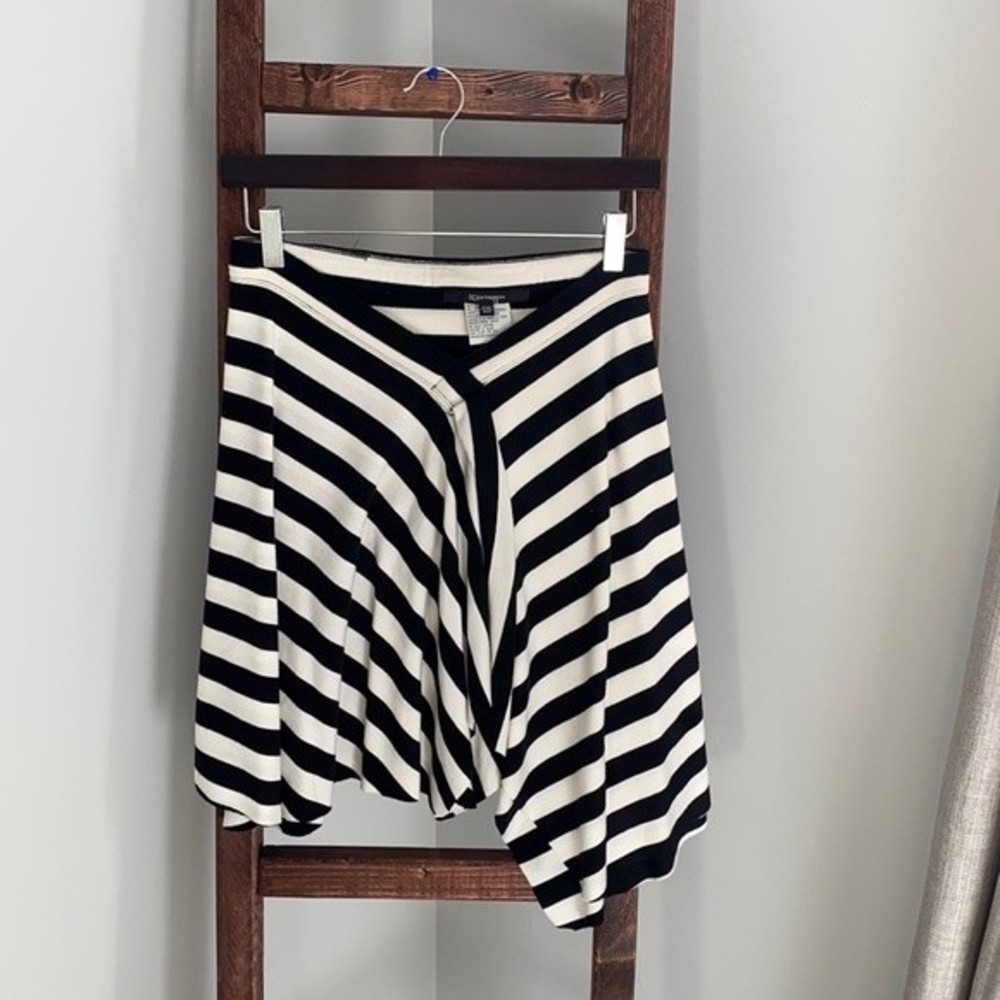 RDI Asymmetrical stripped skirt Size Medium